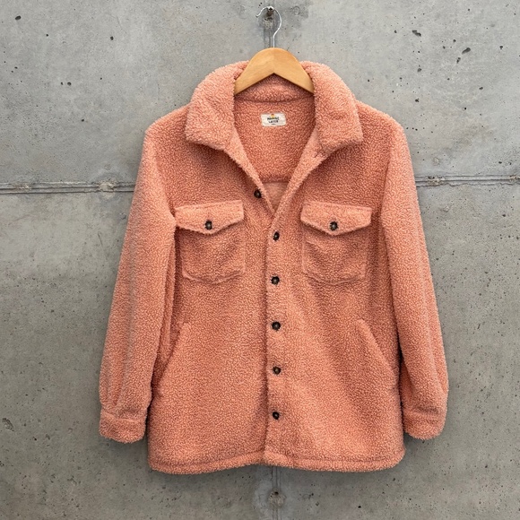 Marine Layer Eden Sherpa Overshirt Teddy Jacket, in Coral, size Small - Picture 1 of 10